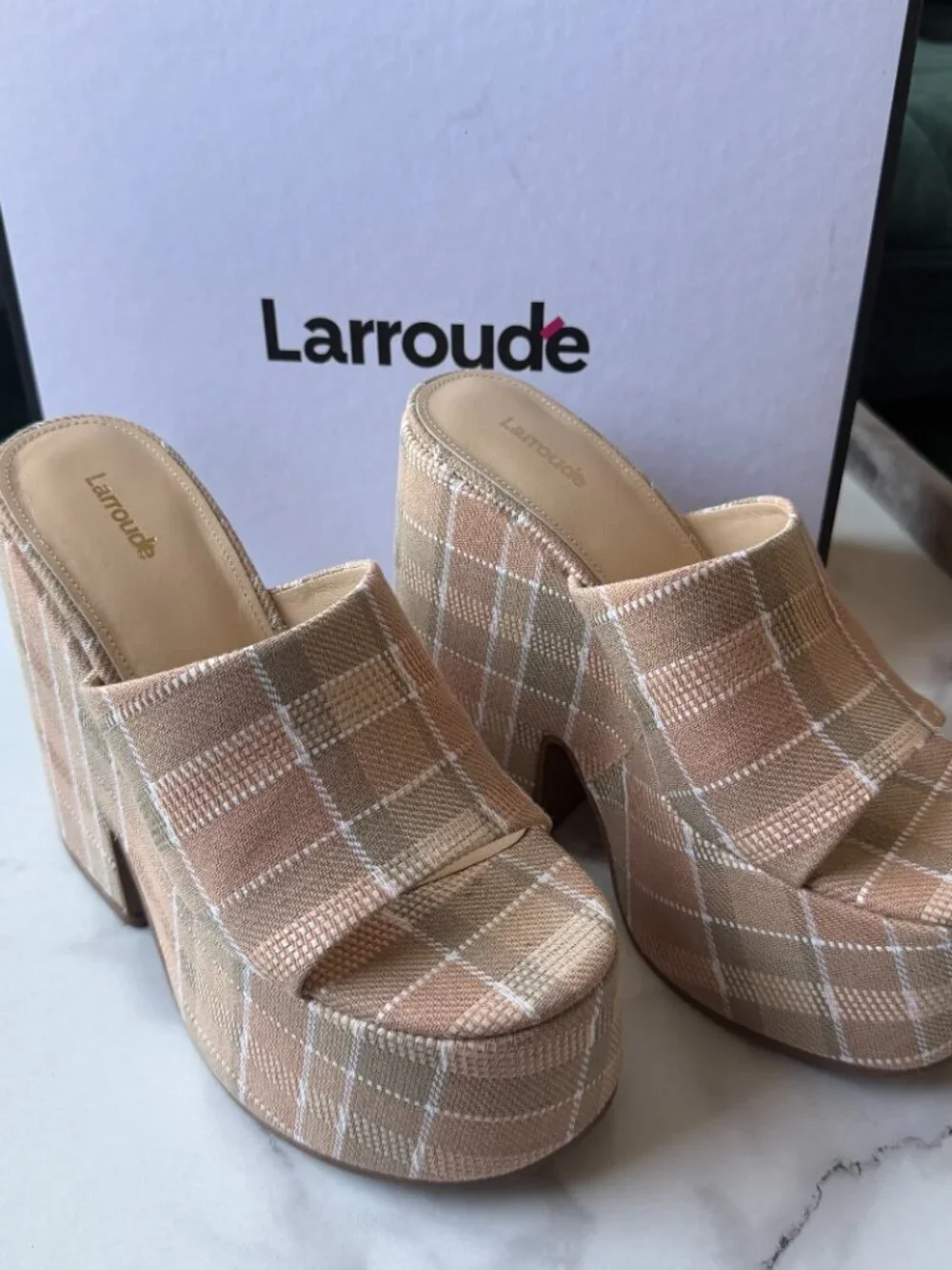 Larroude Wanda Plaid Chunky Platform Mule NEW Size 8.5